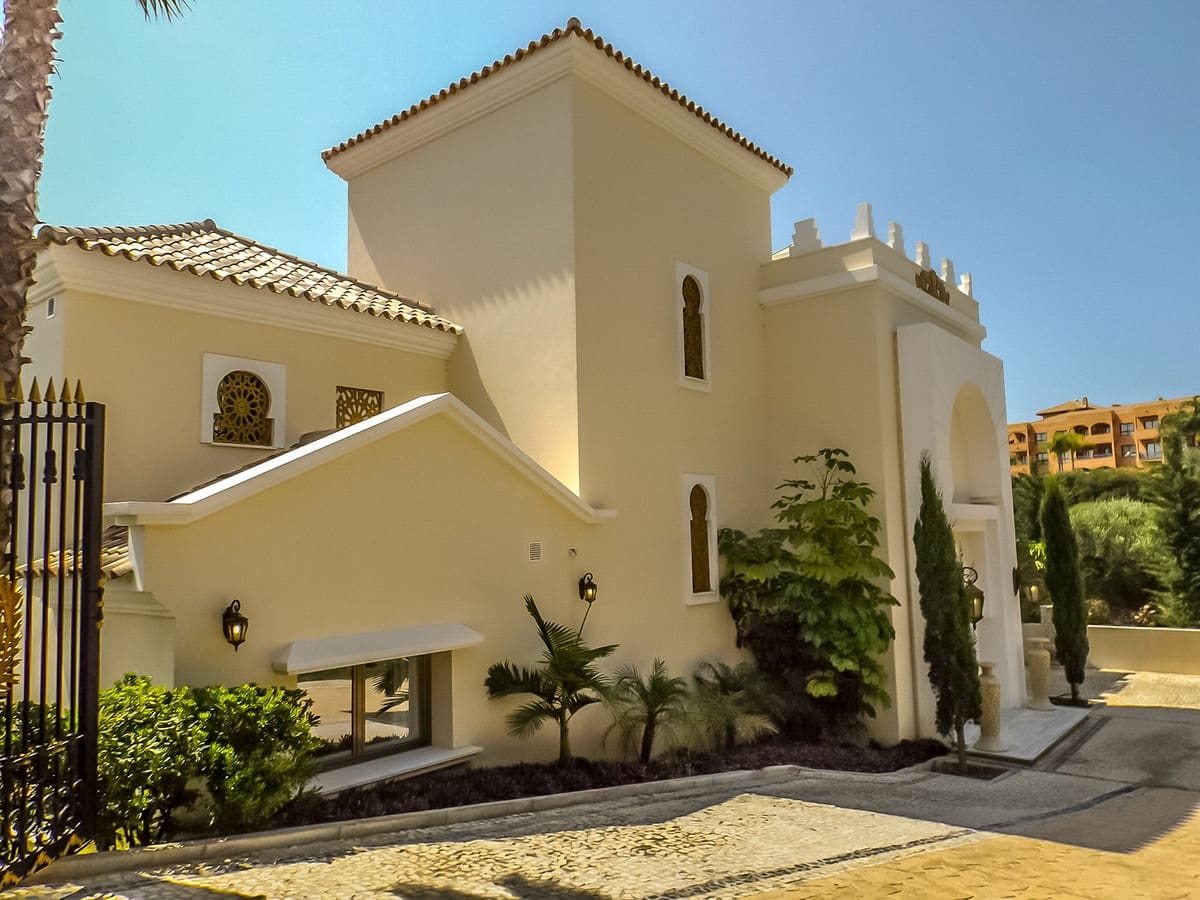 7 soverom Villa til salgs i Los Flamingos med svømmebasseng garasje - € 3 865 000 (Ref: 6754853)