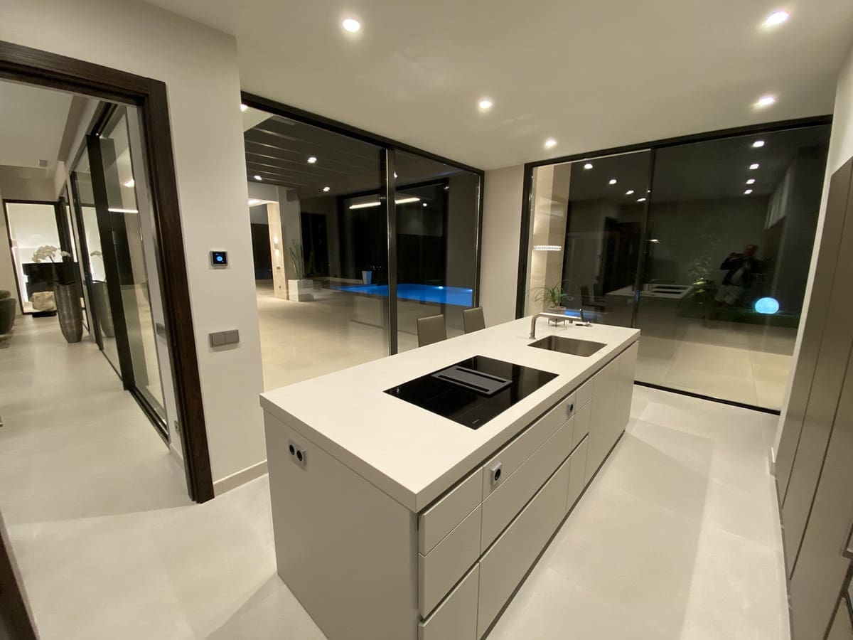 6 sypialnia Willa na sprzedaż w Los Flamingos z basenem - 5 450 000 € (Ref: 6795411)