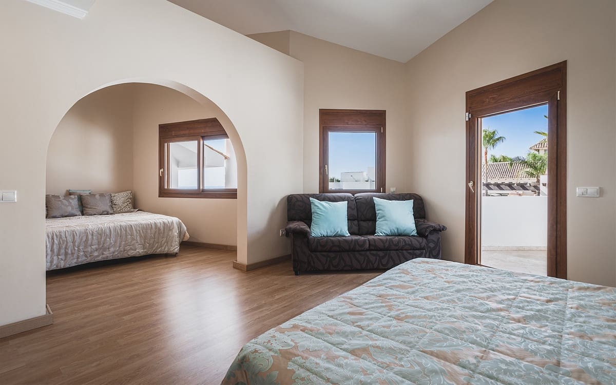 5 soveværelse Villa til salg i Los Flamingos med swimmingpool garage - € 3.250.000 (Ref: 6850151)