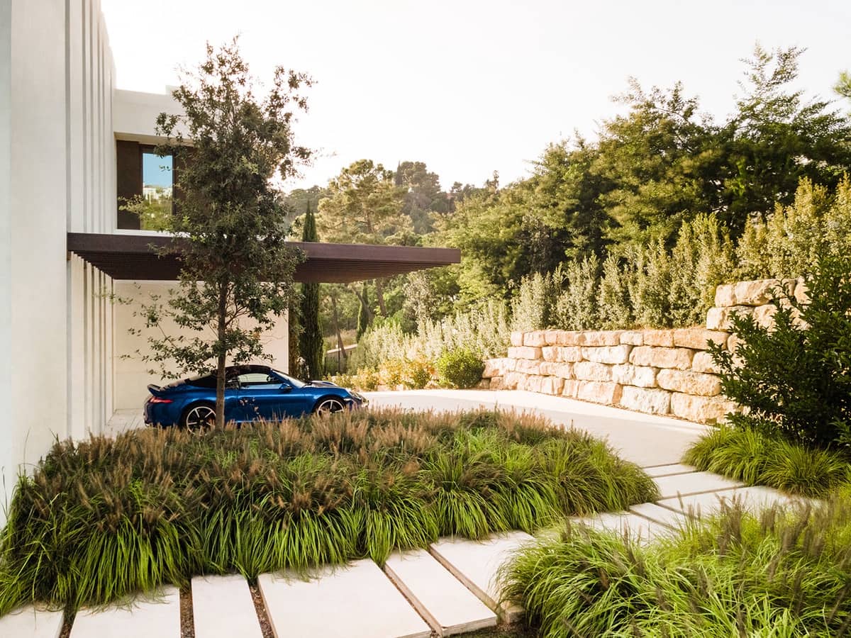 6 bedroom Villa for sale in Benahavis with pool garage - € 4,750,000 (Ref: 6863832)