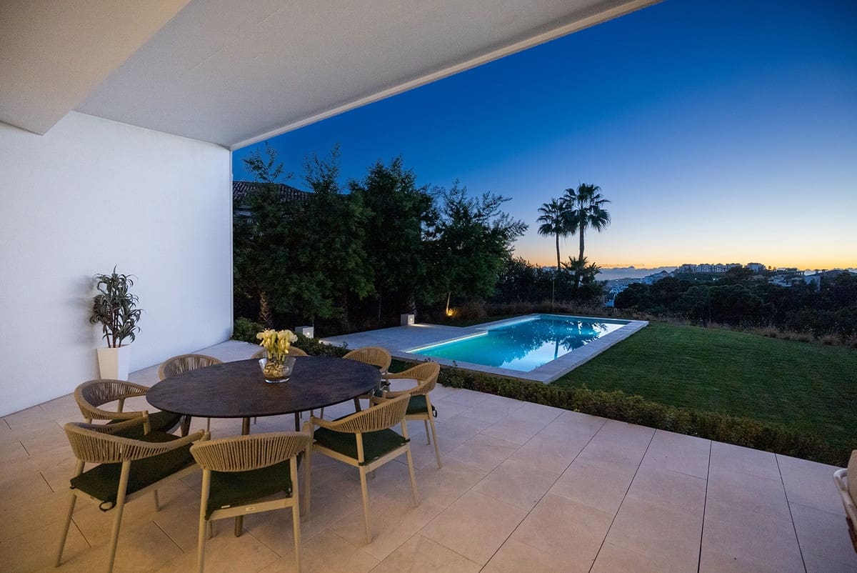 Chalet de 7 habitaciones en Benahavís en venta con piscina garaje - 4.500.000 € (Ref: 6863833)