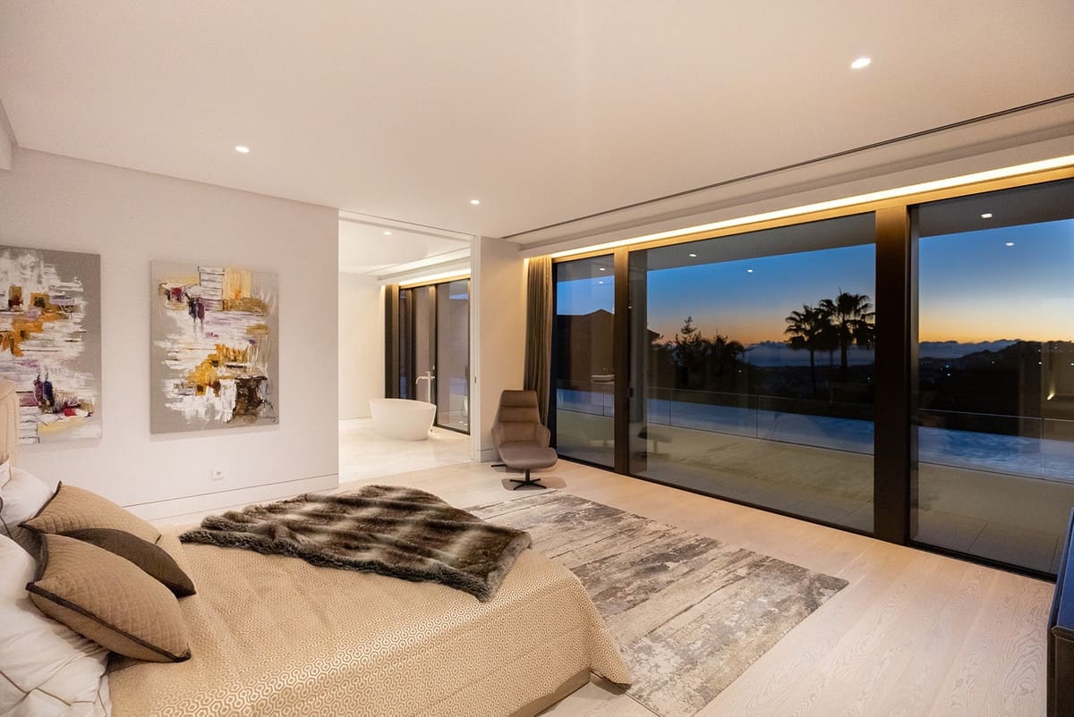 Chalet de 7 habitaciones en Benahavís en venta con piscina garaje - 4.500.000 € (Ref: 6863833)