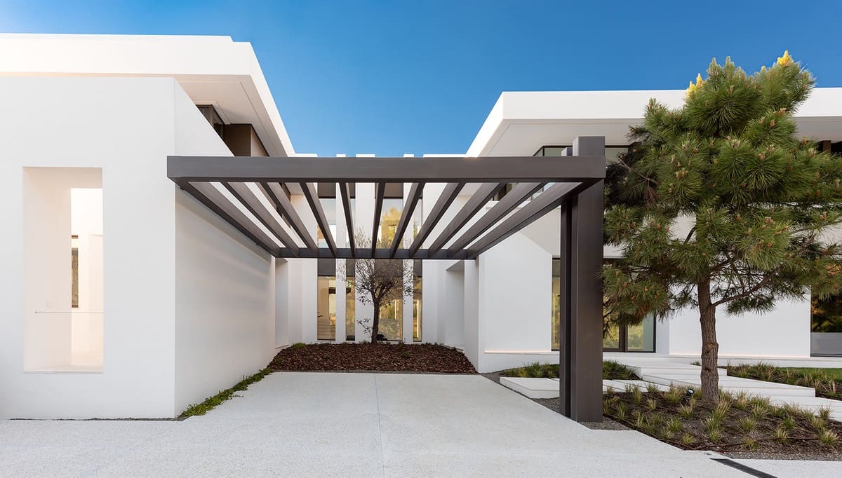 Chalet de 7 habitaciones en Benahavís en venta con piscina garaje - 4.500.000 € (Ref: 6863833)