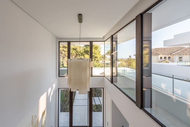 Chalet de 7 habitaciones en Benahavís en venta con piscina garaje - 4.500.000 € (Ref: 6863833)