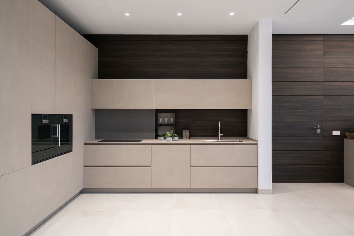 5 bedroom Villa for sale in Benahavis with pool garage - € 3,490,000 (Ref: 6863834)