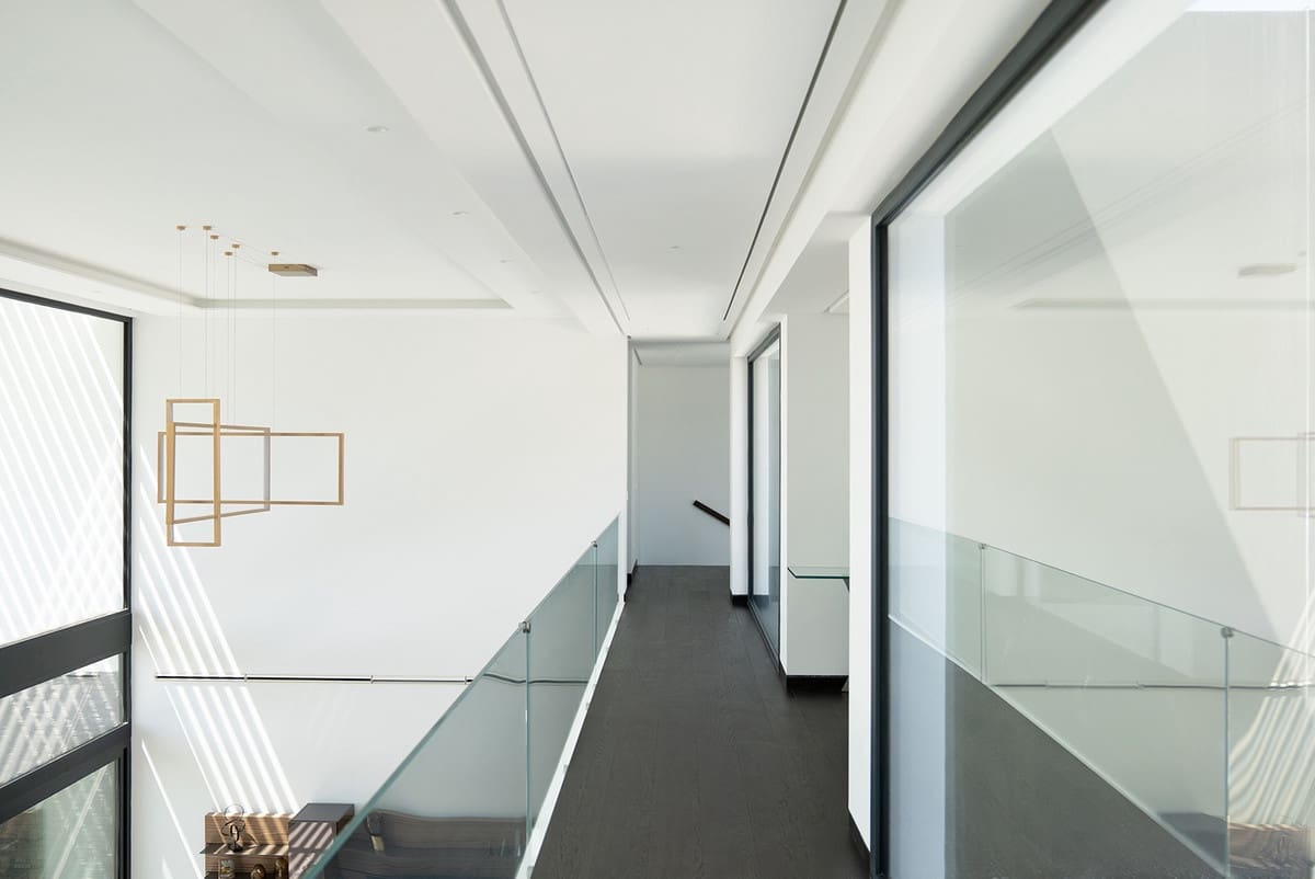 5 bedroom Villa for sale in Benahavis with pool garage - € 3,490,000 (Ref: 6863834)