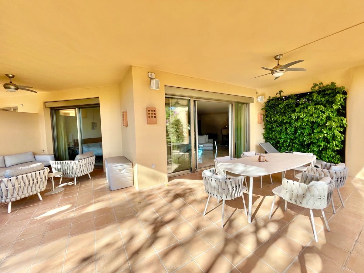 2 sypialnia Apartament na sprzedaż w Golden Mile z basenem garażem - 950 000 € (Ref: 6902227)