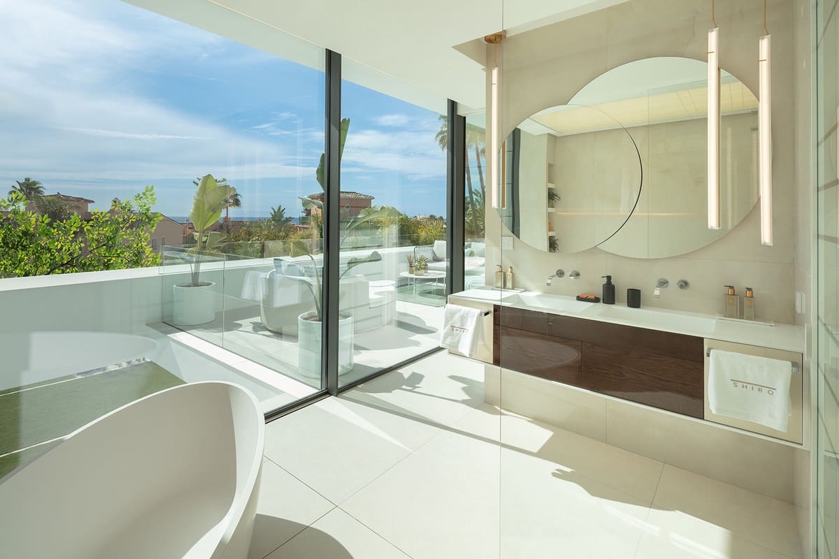 5 soverom Villa til salgs i Bahia de Marbella med svømmebasseng garasje - € 7 500 000 (Ref: 6932782)