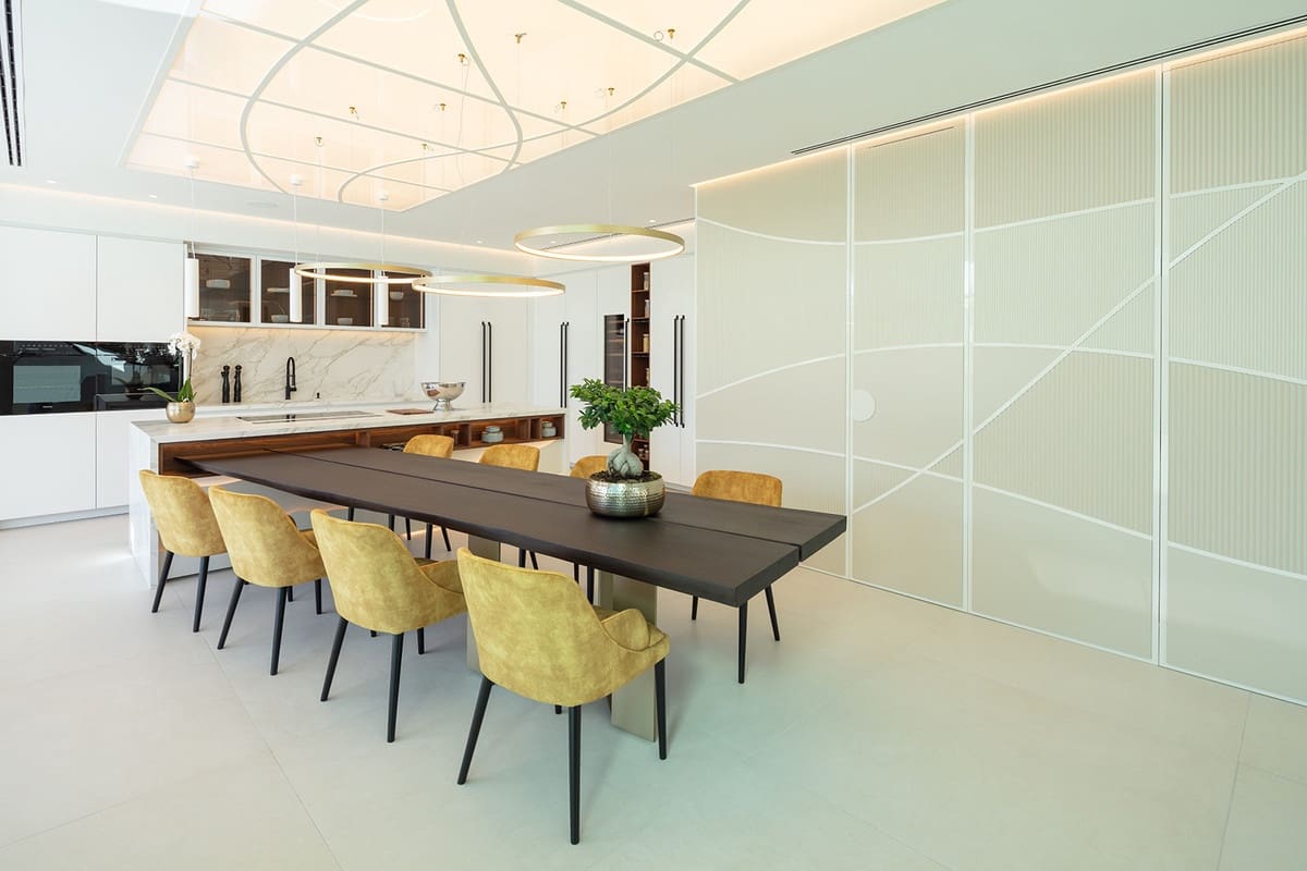 5 soverom Villa til salgs i Bahia de Marbella med svømmebasseng garasje - € 7 500 000 (Ref: 6932782)