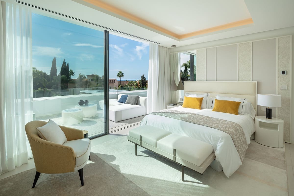 5 soverom Villa til salgs i Bahia de Marbella med svømmebasseng garasje - € 7 500 000 (Ref: 6932782)