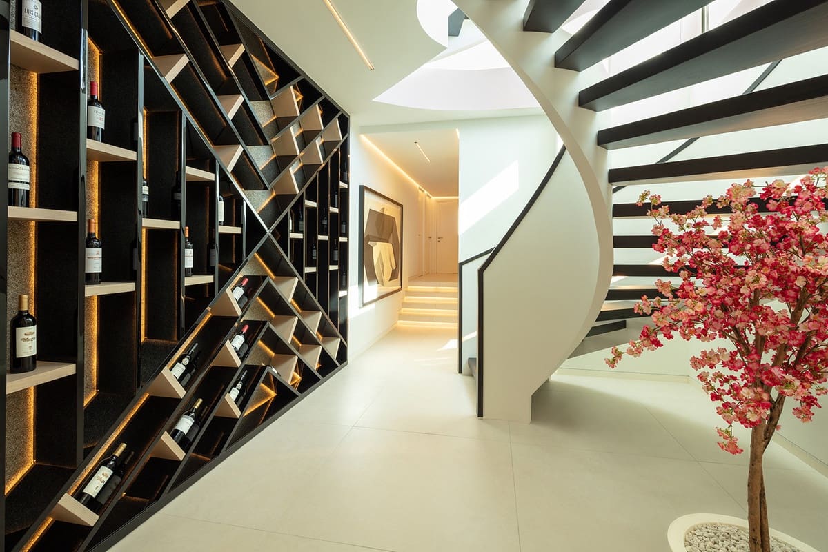 5 soverom Villa til salgs i Bahia de Marbella med svømmebasseng garasje - € 7 500 000 (Ref: 6932782)