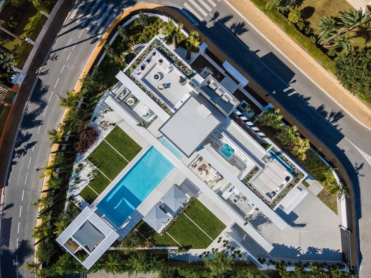 5 soverom Villa til salgs i Bahia de Marbella med svømmebasseng garasje - € 7 500 000 (Ref: 6932782)