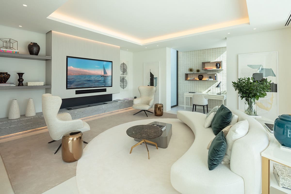 5 soverom Villa til salgs i Bahia de Marbella med svømmebasseng garasje - € 7 500 000 (Ref: 6932782)