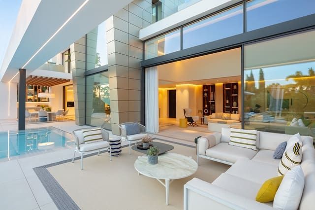 5 soverom Villa til salgs i Bahía de Marbella, Marbella med svømmebasseng garasje - € 7 500 000 (Ref: 6932782)