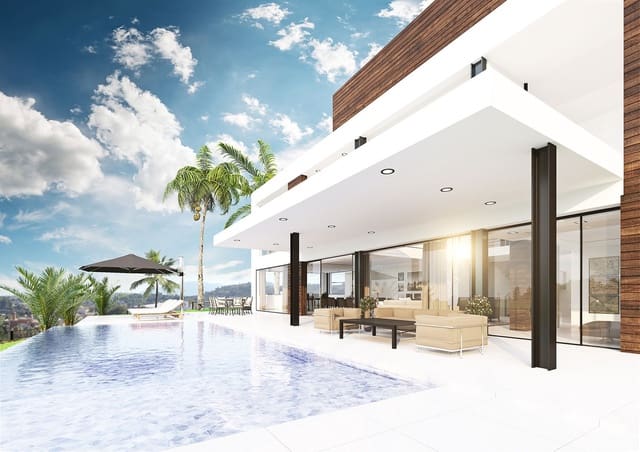 5 makuuhuone Huvila myytävänä paikassa Nueva Andalucia, Marbella mukana uima-altaan 
autotalli - 3 150 000 € (Ref: 6943621)