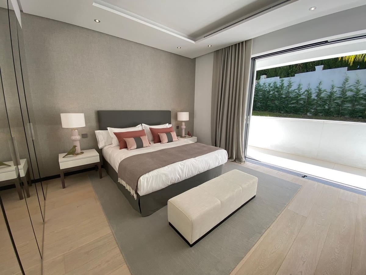 5 soveværelse Villa til salg i Guadalmina med swimmingpool garage - € 4.250.000 (Ref: 6966472)