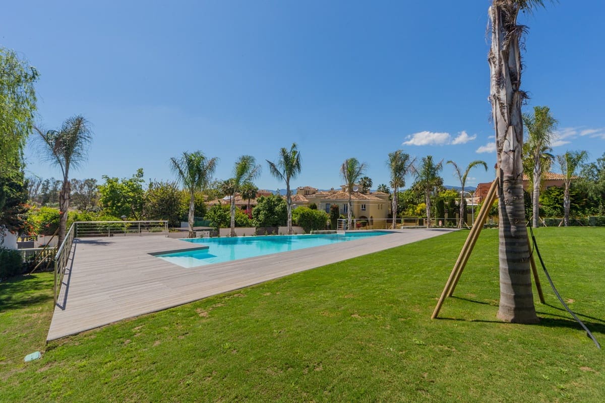 5 soveværelse Villa til salg i Guadalmina med swimmingpool garage - € 4.250.000 (Ref: 6966472)