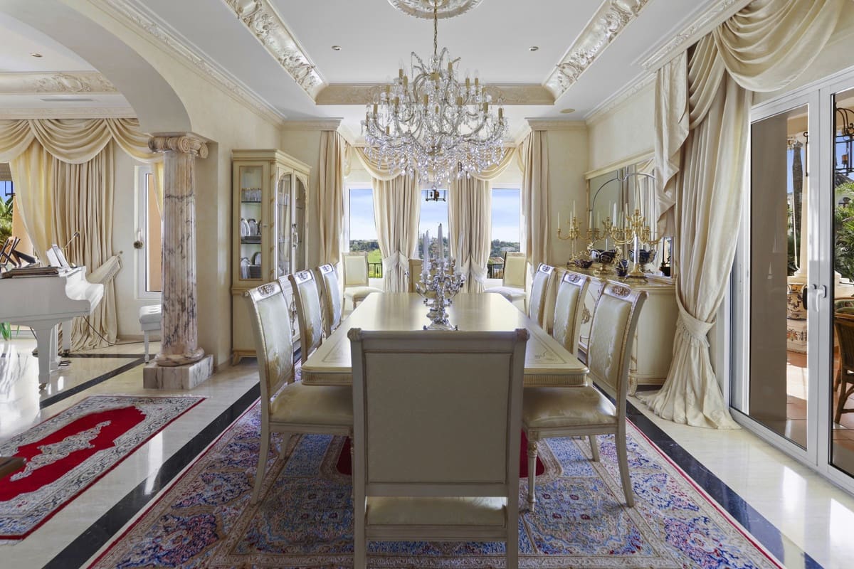 5 sypialnia Willa na sprzedaż w Benahavis z basenem garażem - 3 850 000 € (Ref: 6970287)