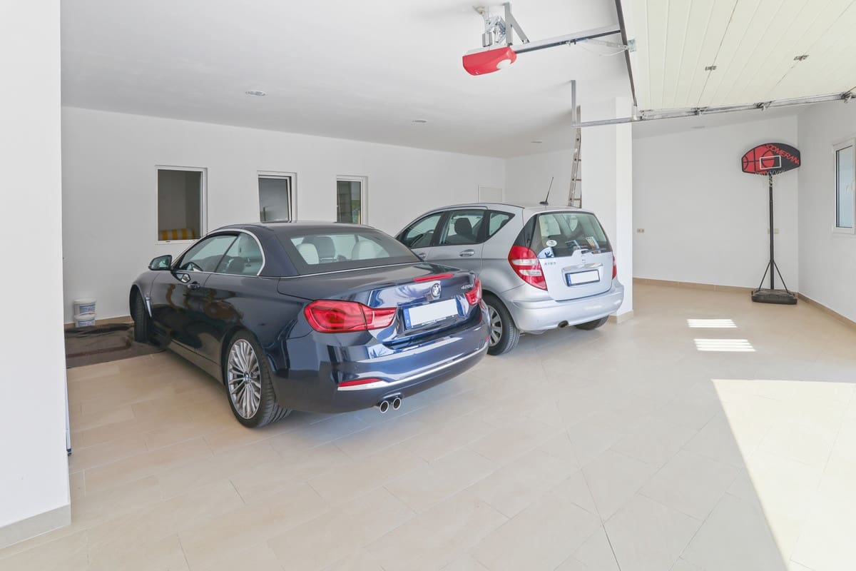 5 sypialnia Willa na sprzedaż w Benahavis z basenem garażem - 3 850 000 € (Ref: 6970287)