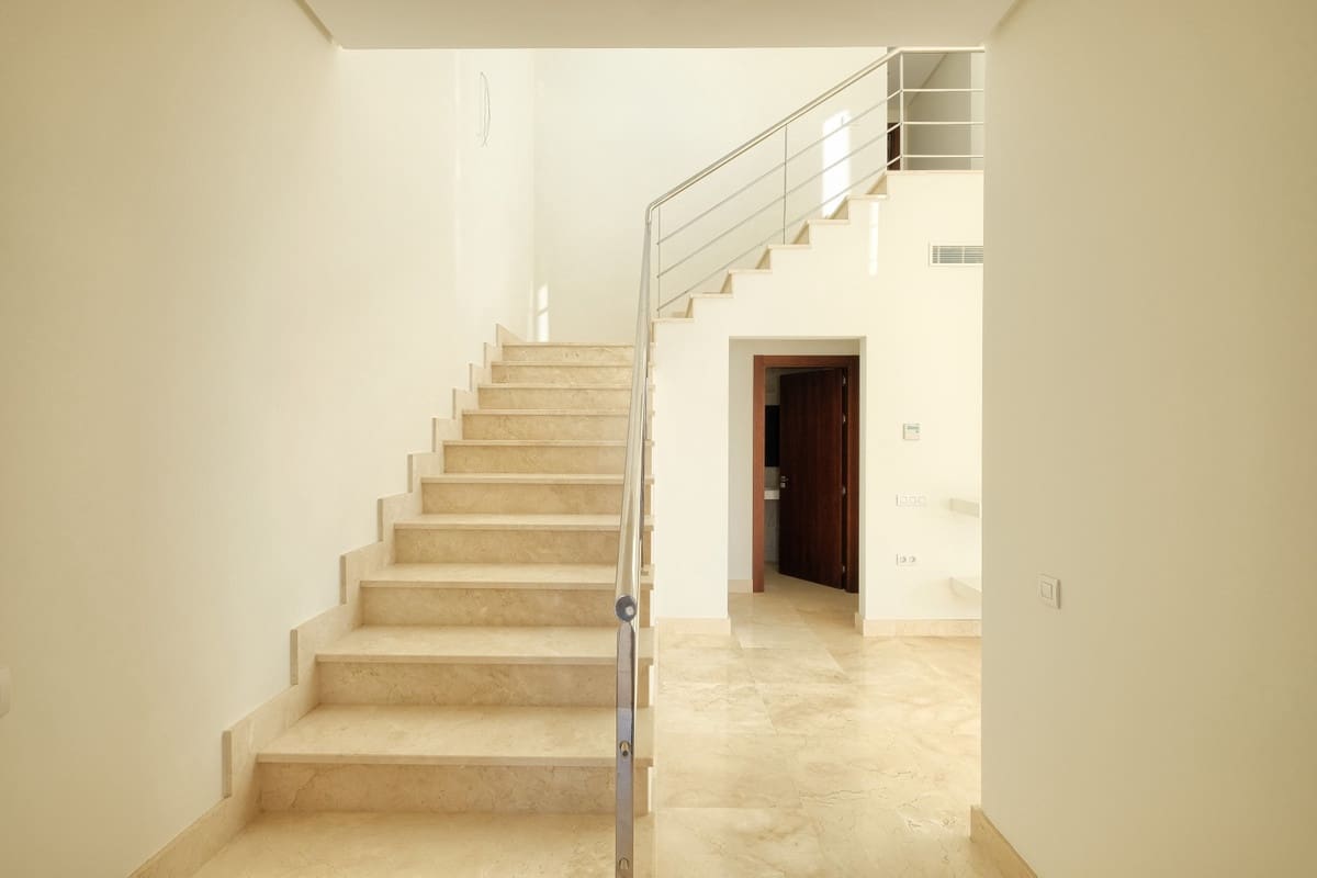 Chalet de 4 habitaciones en Benahavís en venta con garaje - 1.900.000 € (Ref: 6978183)