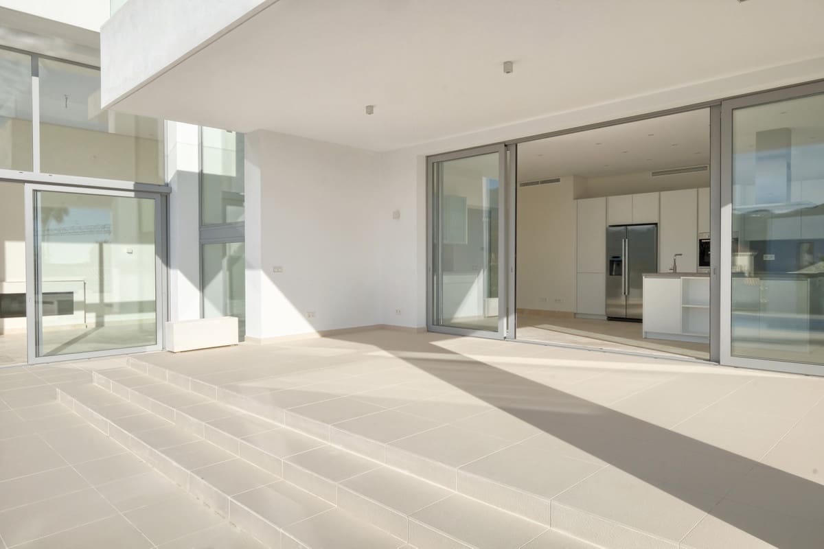 Chalet de 4 habitaciones en Benahavís en venta con piscina garaje - 2.400.000 € (Ref: 6983934)