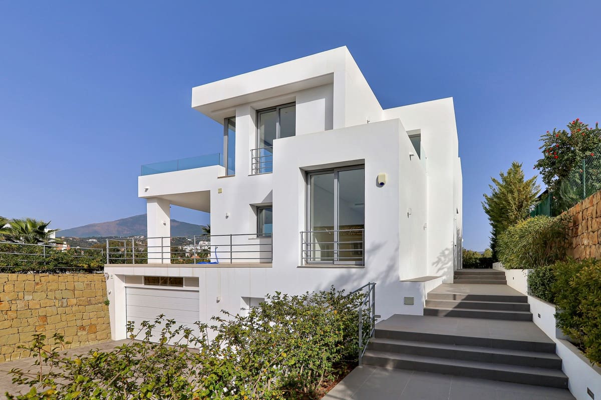 Chalet de 4 habitaciones en Benahavís en venta con piscina garaje - 2.400.000 € (Ref: 6983934)