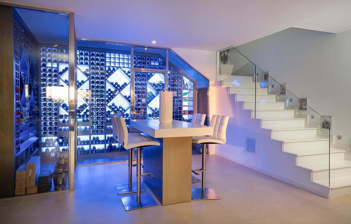 7 quarto Moradia para venda em Benahavis com piscina garagem - 5 849 000 € (Ref: 7047217)