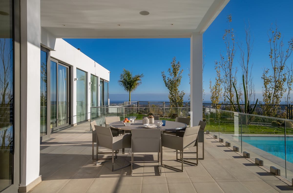 7 quarto Moradia para venda em Benahavis com piscina garagem - 5 849 000 € (Ref: 7047217)