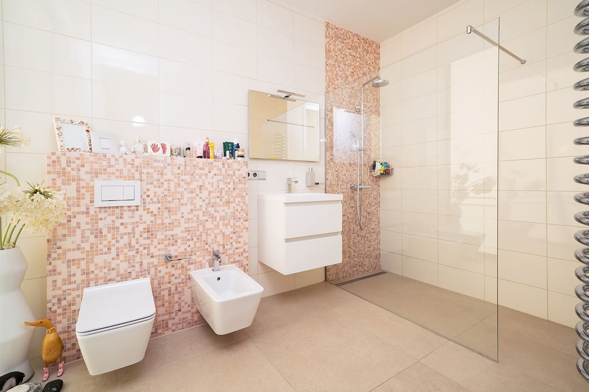 7 bedroom Villa for sale in Benahavis with pool garage - € 5,849,000 (Ref: 7047217)