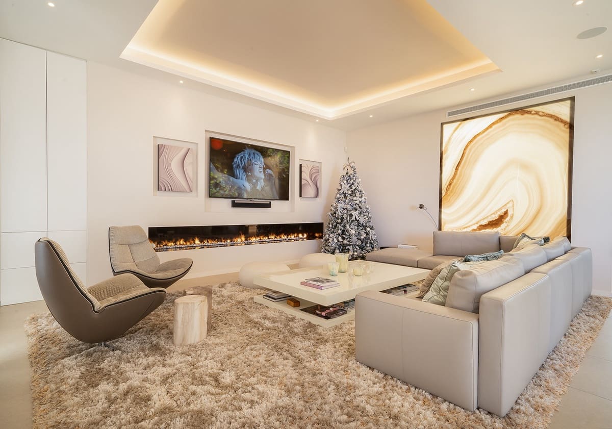 7 bedroom Villa for sale in Benahavis with pool garage - € 5,849,000 (Ref: 7047217)