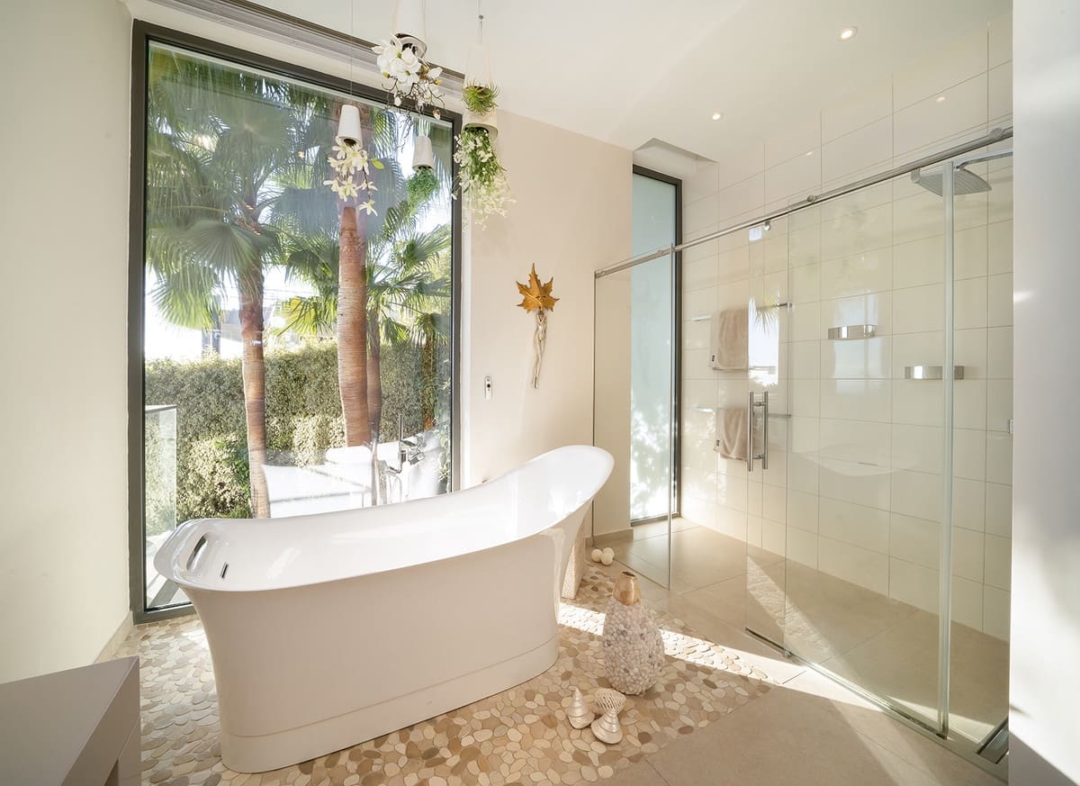 7 bedroom Villa for sale in Benahavis with pool garage - € 5,849,000 (Ref: 7047217)