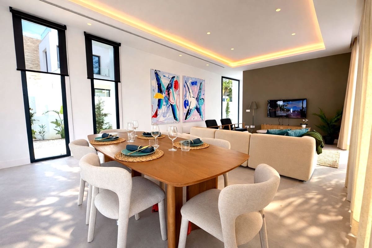 6 sovrum Villa till salu i Estepona med pool garage - 1 950 000 € (Ref: 7047218)