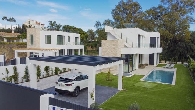 6 soverom Villa til salgs i Nueva Atalaya, Estepona med svømmebasseng garasje - € 1 950 000 (Ref: 7047218)