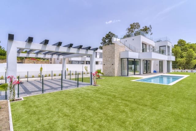 6 slaapkamer Villa te koop in Nueva Atalaya, Estepona met zwembad garage - € 1.950.000 (Ref: 7049314)