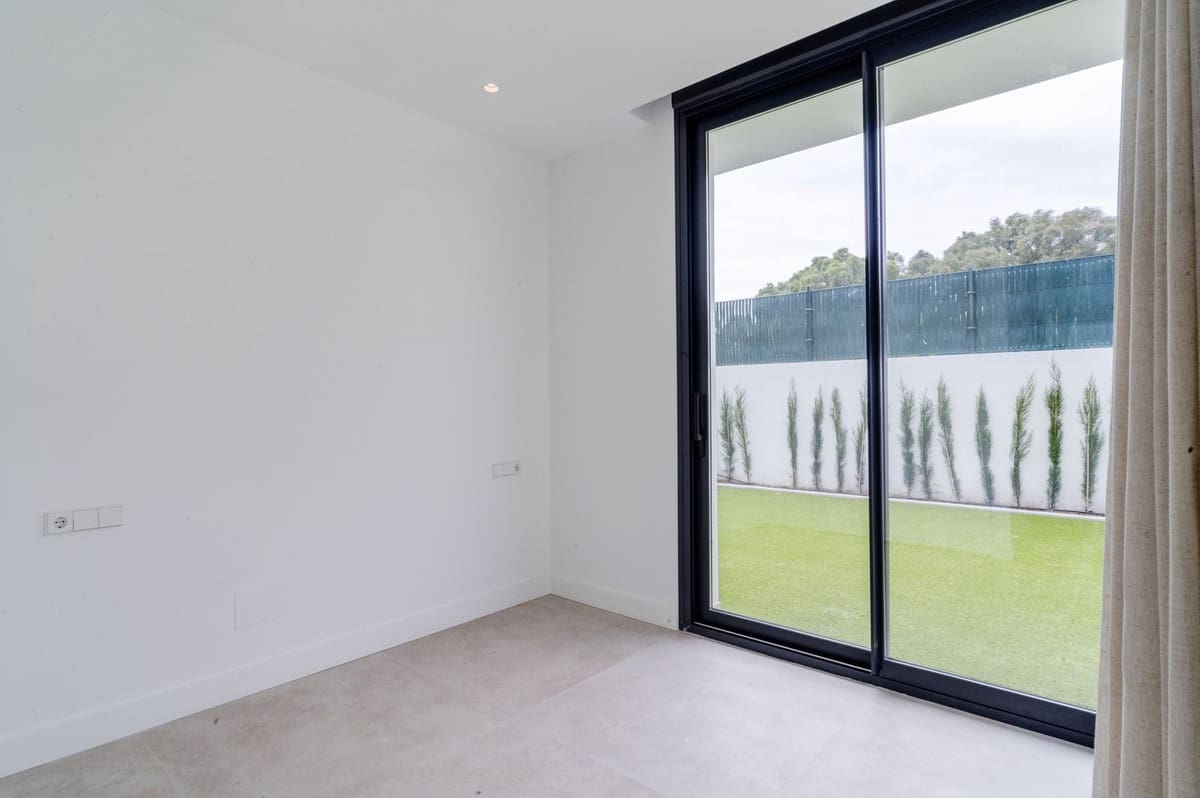 Chalet de 6 habitaciones en New Golden Mile en venta con piscina garaje - 1.950.000 € (Ref: 7049314)