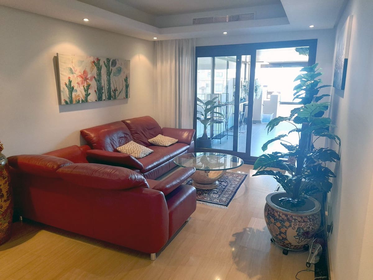 2 bedroom Beach Apartment for sale in New Golden Mile with pool garage - € 560,000 (Ref: 7052945)