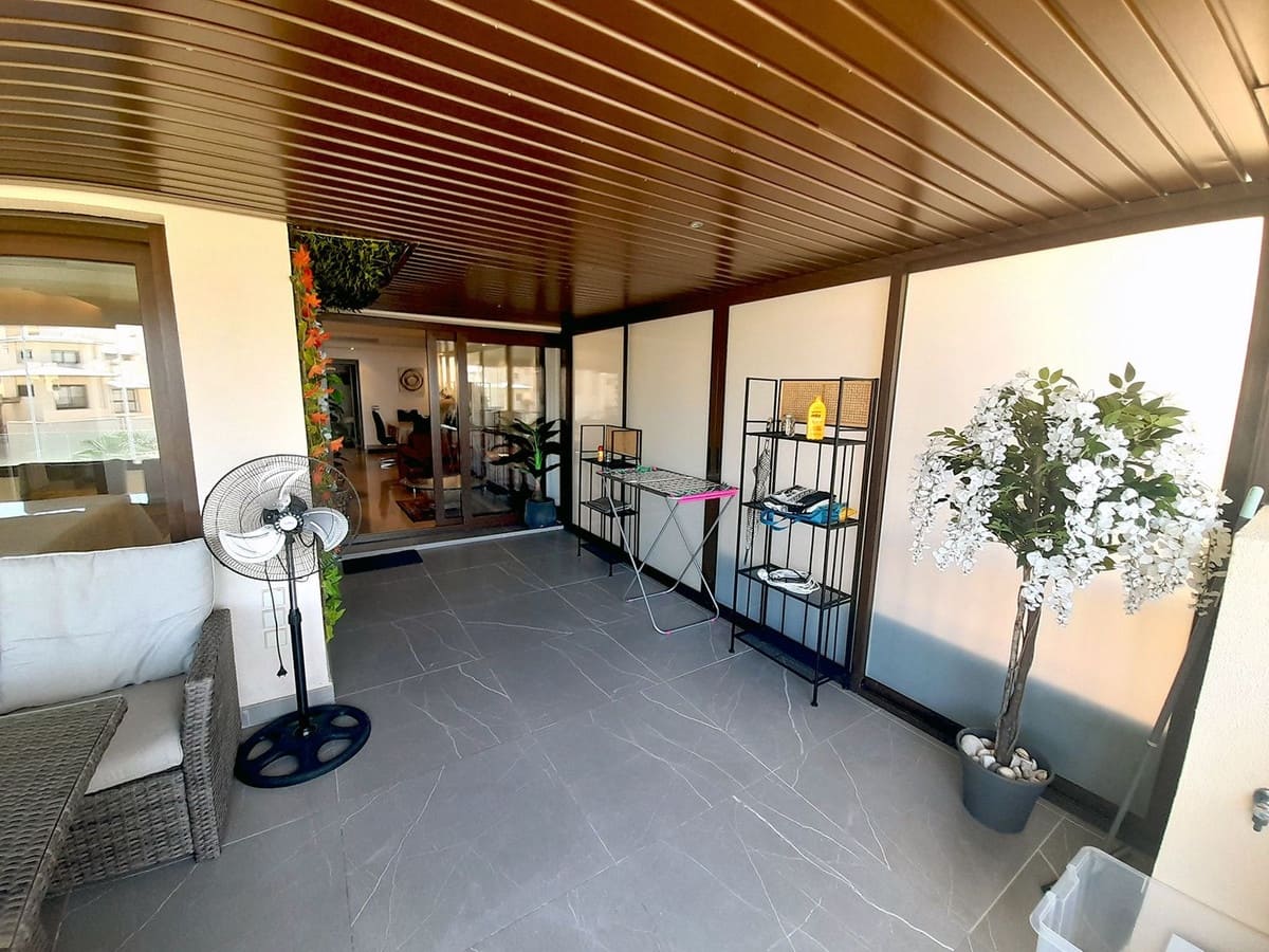 2 bedroom Beach Apartment for sale in New Golden Mile with pool garage - € 560,000 (Ref: 7052945)