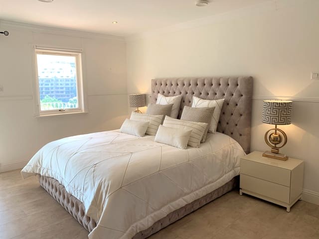 4 camera da letto Villa da affitare come casa vacanza in Elviria, Marbella con piscina garage - 2.600 € (Rif: 7052946)