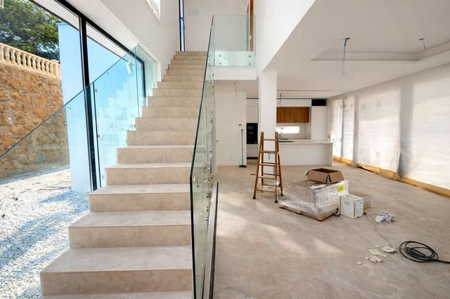 Chalet de 6 habitaciones en Nueva Atalaya, Estepona en venta con piscina garaje - 2.100.000 € (Ref: 7057211)