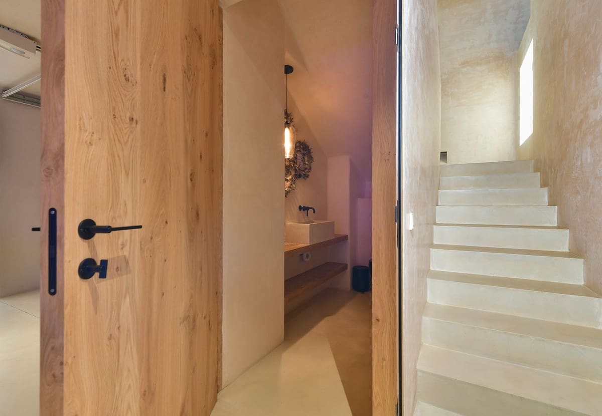 4 bedroom Villa for sale in Marbesa with garage - € 3,695,000 (Ref: 7212152)