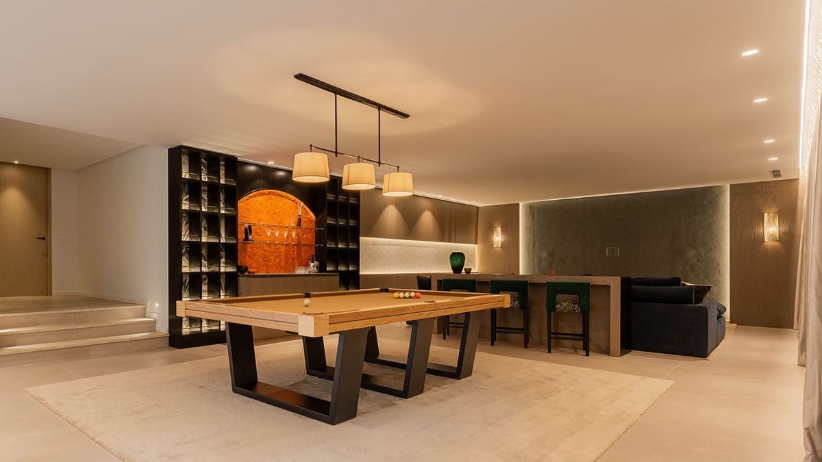 5 soverom Villa til salgs i El Paraiso med svømmebasseng garasje - € 6 350 000 (Ref: 7331551)