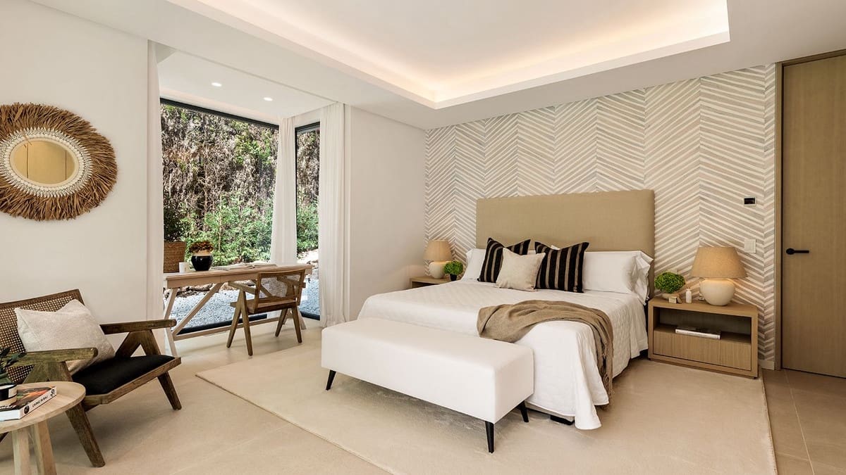 5 soverom Villa til salgs i El Paraiso med svømmebasseng garasje - € 6 350 000 (Ref: 7331551)