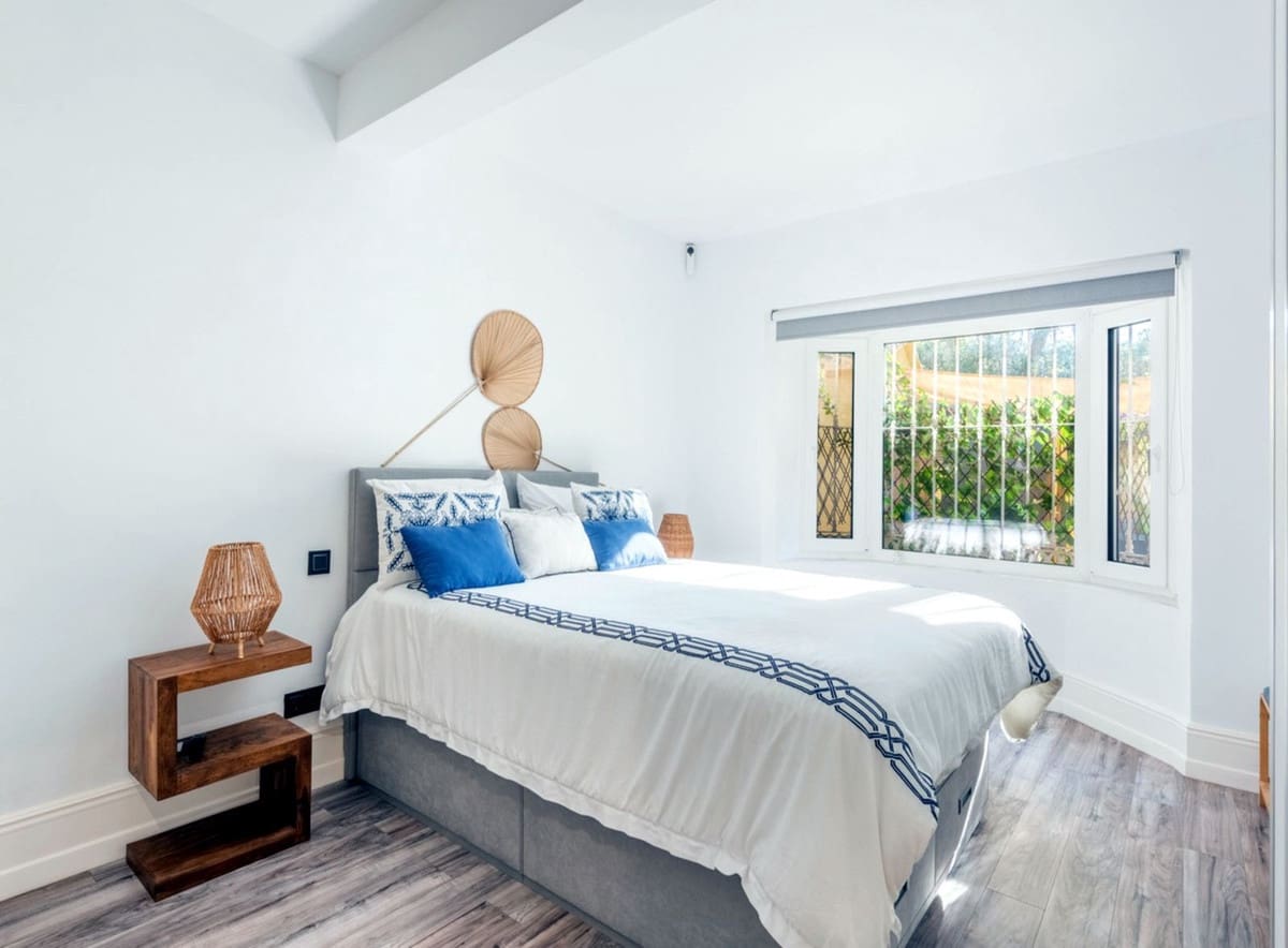 3 sypialnia Willa na sprzedaż w Elviria z basenem garażem - 1 495 000 € (Ref: 7891200)