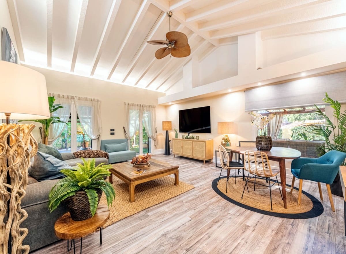 3 sypialnia Willa na sprzedaż w Elviria z basenem garażem - 1 495 000 € (Ref: 7891200)