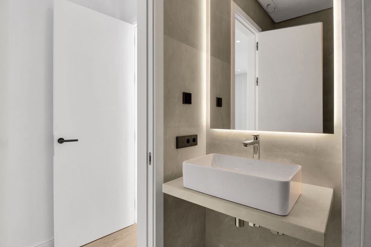 6 chambre Villa/Maison à vendre à Golden Mile avec piscine garage - 8 500 000 € (Ref: 8297091)