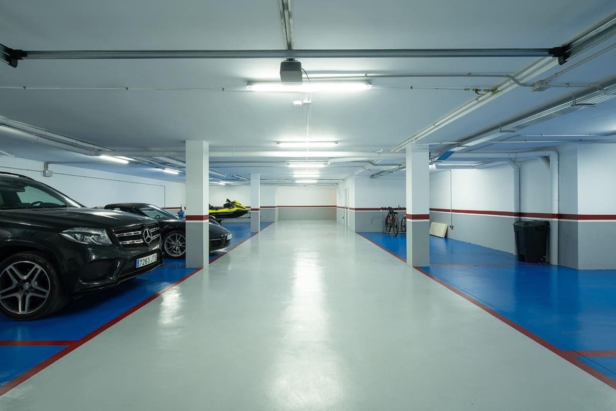 5 sypialnia Willa na sprzedaż w Benalmadena Costa z basenem garażem - 4 500 000 € (Ref: 9466307)