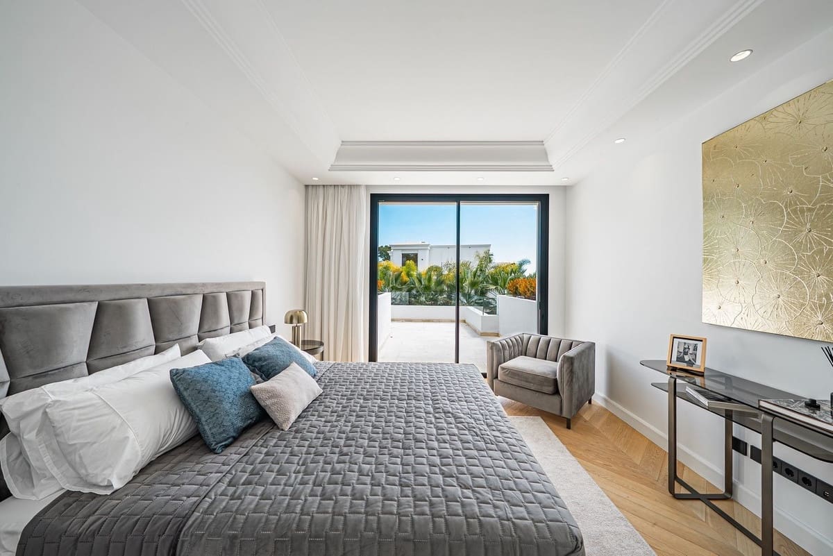 Chalet de 5 habitaciones en Marbella en venta con piscina garaje - 6.400.000 € (Ref: 9481493)