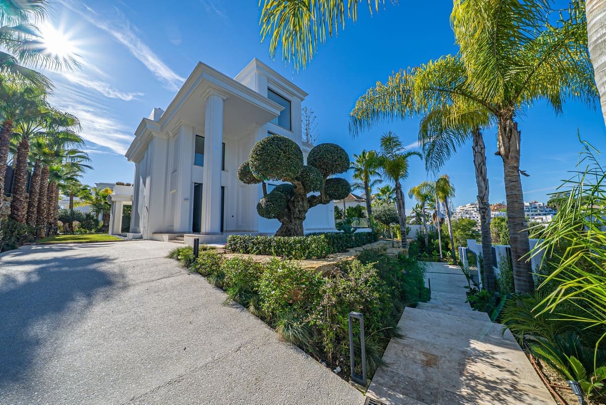 Chalet de 5 habitaciones en Marbella en venta con piscina garaje - 6.400.000 € (Ref: 9481493)