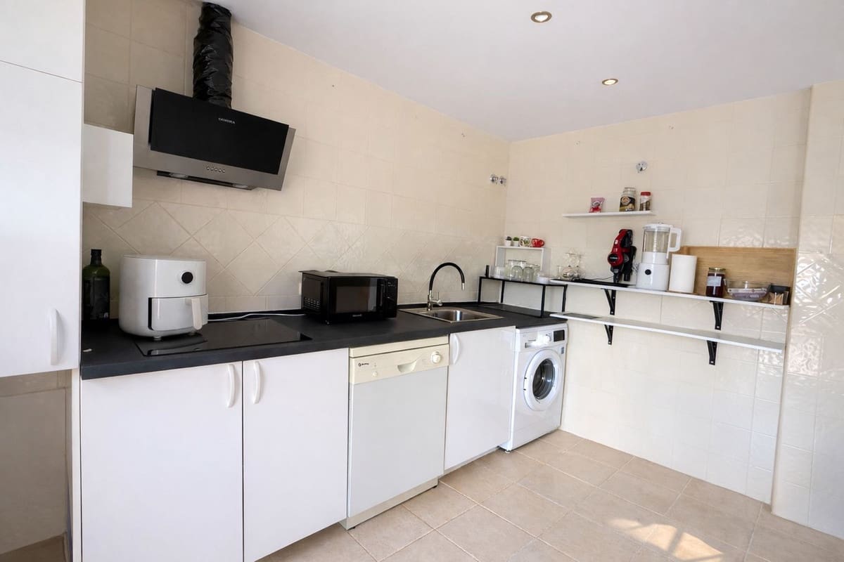 2 Zimmer Penthouse zu verkaufen in Elviria mit Pool Garage - 565.000 € (Ref: 9669279)