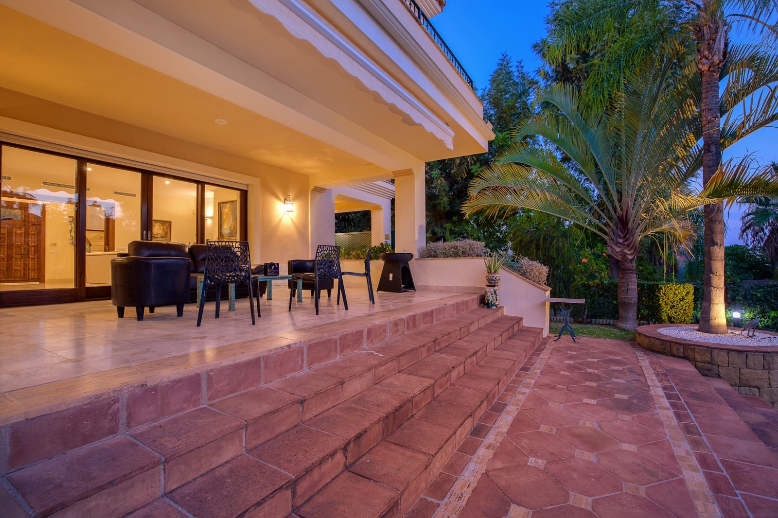 6 soveværelse Villa til salg i Benahavis med swimmingpool - € 2.100.000 (Ref: 9742172)